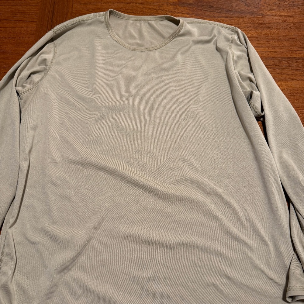 Milliken military silkweight ECWCS Gen III cold weather undershirt, medium